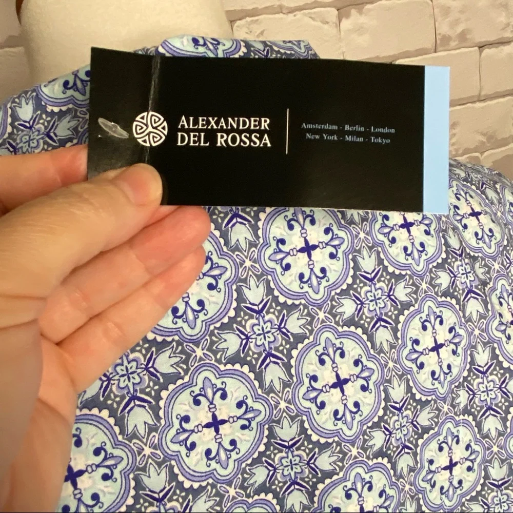 NWT Alexander Del Rossa Blue & White Print Pajama Top Size Medium